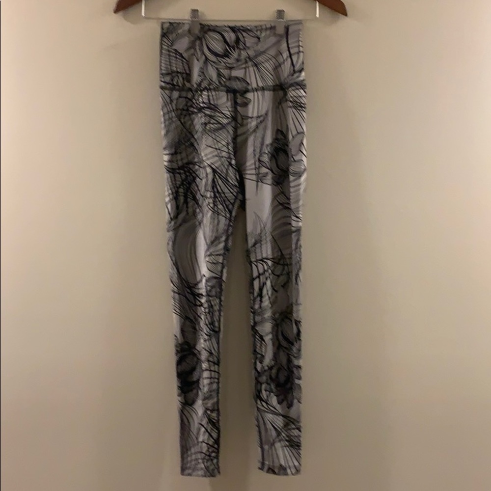 Beyond Yoga S Flora Leggings